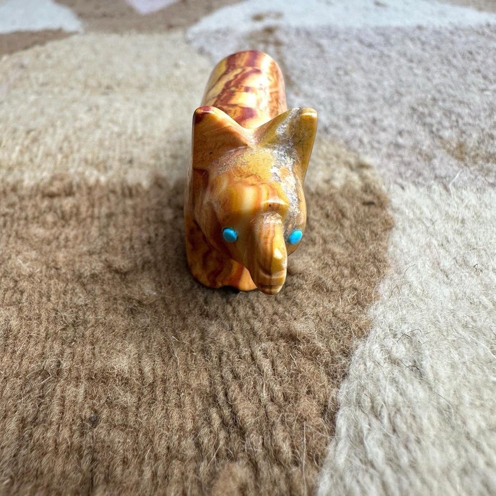 Vintage Zuni Banded Jasper Wolf Fetish Turquoise Inlay Eyes Native American - Picture 12 of 16